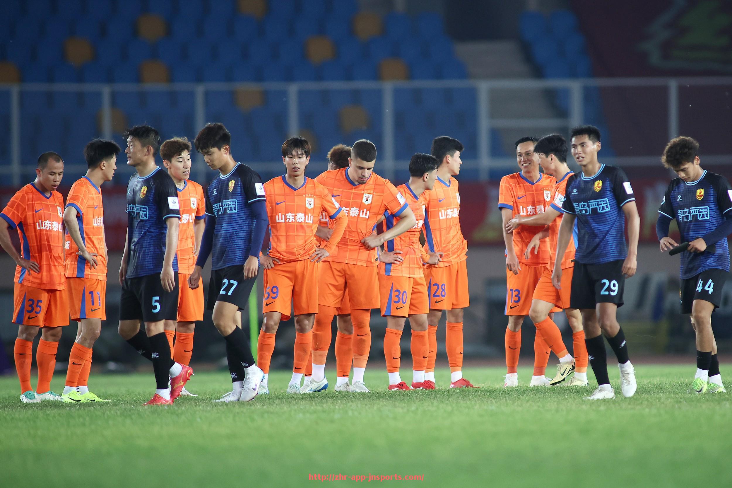 江南体育APP下载-英超普通球员的平均周薪收入情况详细解读